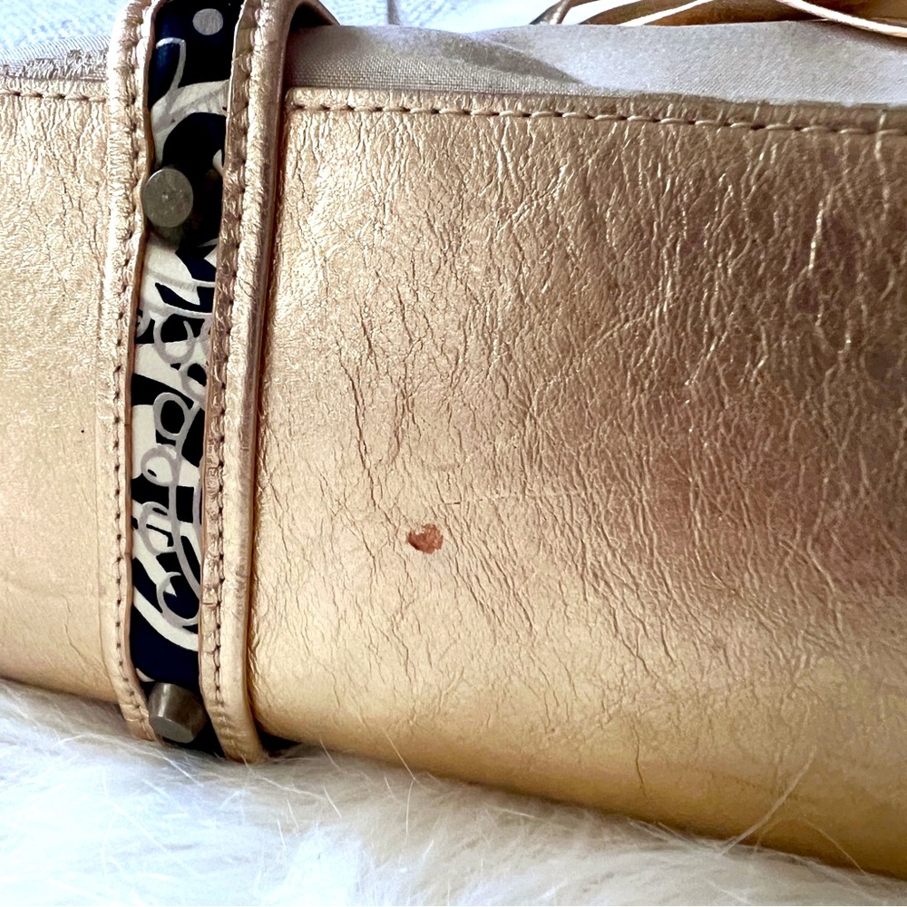 Junior Drake | Signature Satchel Bag - Picture 5 of 9